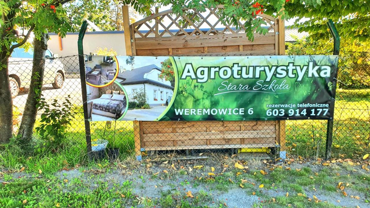 Stara Szkola W Weremowicach Apartamento Weremowice Exterior foto