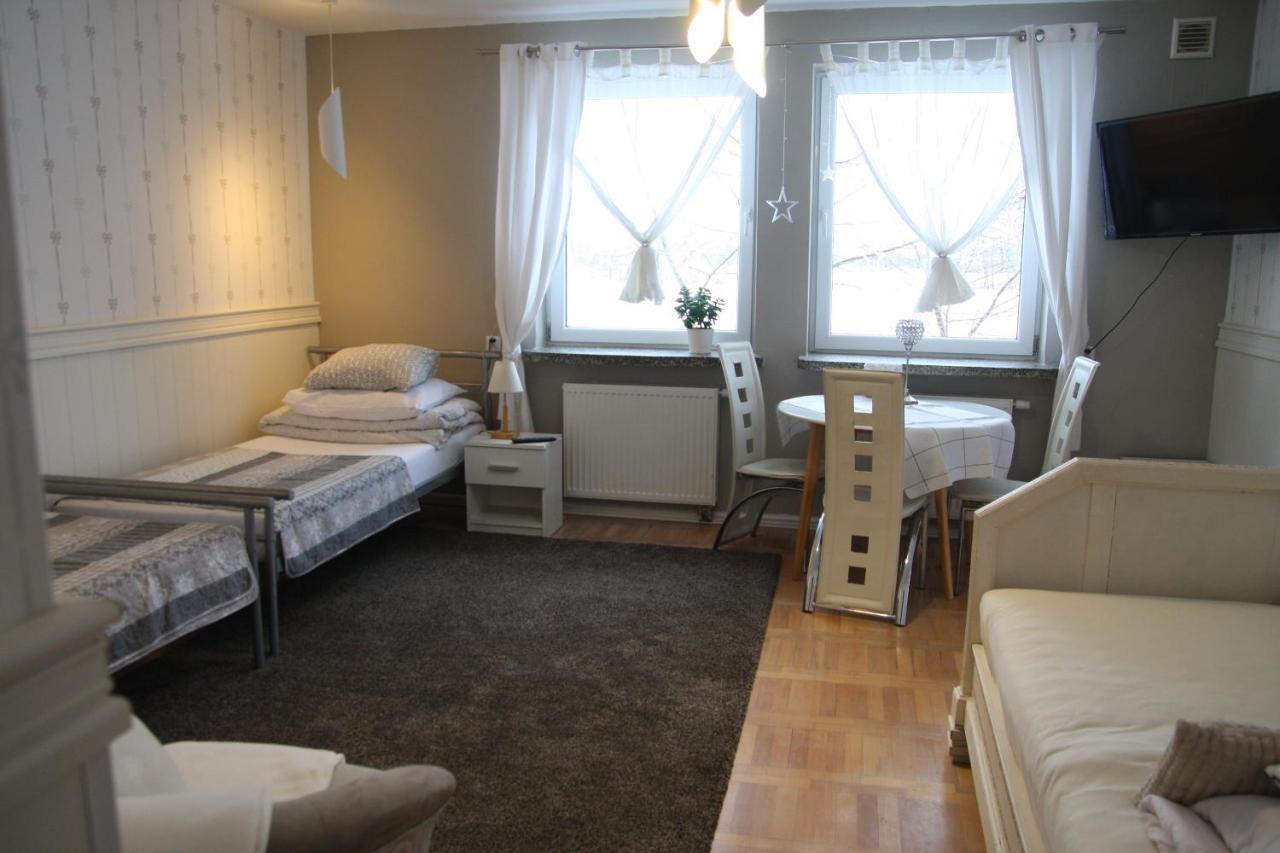 Stara Szkola W Weremowicach Apartamento Weremowice Exterior foto